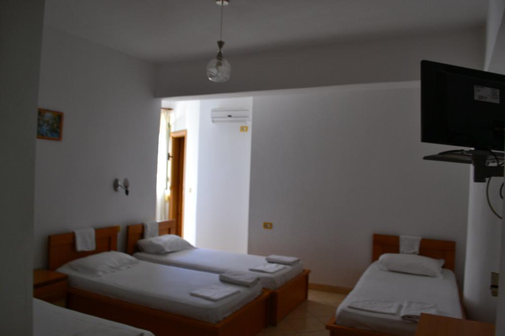 Hotel Alpine Vlorë Exterior foto