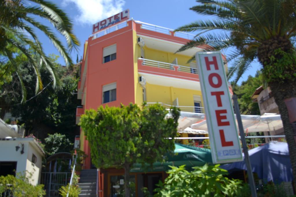 Hotel Alpine Vlorë Exterior foto